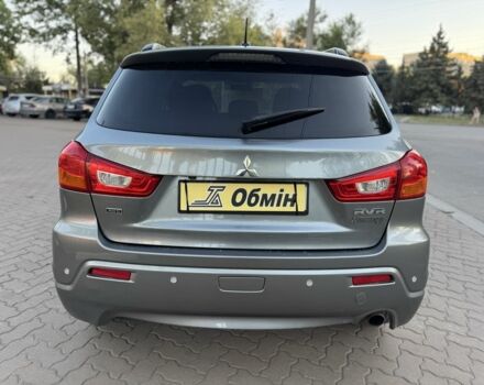 Серый Мицубиси АСХ, объемом двигателя 2 л и пробегом 207 тыс. км за 8500 $, фото 5 на Automoto.ua