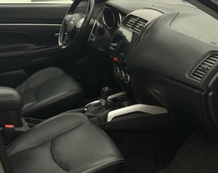 Сірий Міцубісі АСХ, об'ємом двигуна 2 л та пробігом 180 тис. км за 10500 $, фото 9 на Automoto.ua