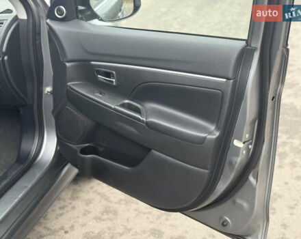 Сірий Міцубісі АСХ, об'ємом двигуна 2 л та пробігом 180 тис. км за 10500 $, фото 23 на Automoto.ua