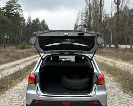 Серый Мицубиси АСХ, объемом двигателя 1.59 л и пробегом 149 тыс. км за 9200 $, фото 7 на Automoto.ua