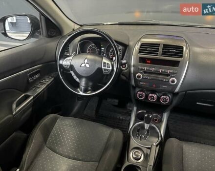 Серый Мицубиси АСХ, объемом двигателя 2 л и пробегом 261 тыс. км за 10000 $, фото 29 на Automoto.ua