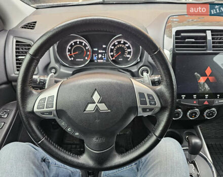 Мицубиси АСХ 2012 в Киеве на Automoto.ua Серый Мицубиси АСХ, объемом двигателя 2 л и пробегом 160 тыс. км за 10000 $, фото 14 на Automoto.ua