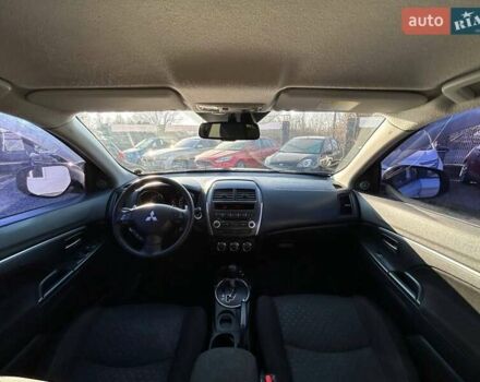 Серый Мицубиси АСХ, объемом двигателя 1.8 л и пробегом 279 тыс. км за 9700 $, фото 31 на Automoto.ua