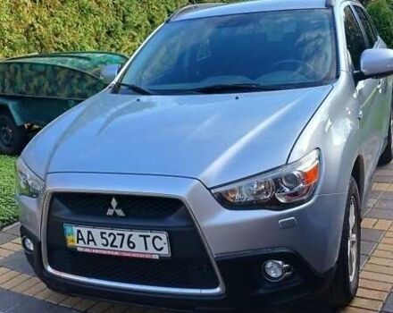 Серый Мицубиси АСХ, объемом двигателя 2 л и пробегом 142 тыс. км за 11000 $, фото 7 на Automoto.ua