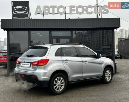 Сірий Міцубісі АСХ, об'ємом двигуна 2 л та пробігом 142 тис. км за 10990 $, фото 6 на Automoto.ua