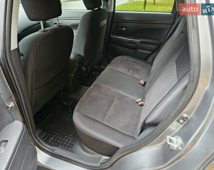 Мицубиси АСХ 2012 в Киеве на Automoto.ua Серый Мицубиси АСХ, объемом двигателя 2 л и пробегом 160 тыс. км за 10000 $, фото 21 на Automoto.ua