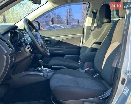 Серый Мицубиси АСХ, объемом двигателя 1.8 л и пробегом 279 тыс. км за 9700 $, фото 12 на Automoto.ua