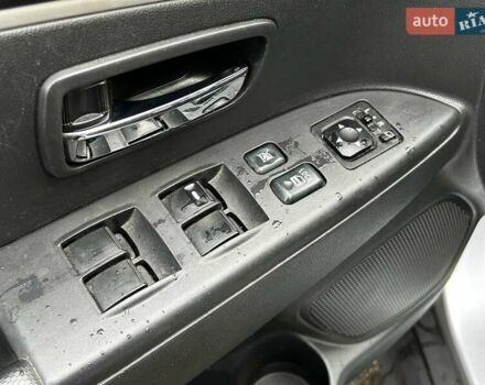 Сірий Міцубісі АСХ, об'ємом двигуна 2 л та пробігом 142 тис. км за 10990 $, фото 8 на Automoto.ua