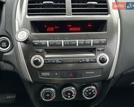 Сірий Міцубісі АСХ, об'ємом двигуна 2 л та пробігом 142 тис. км за 10990 $, фото 20 на Automoto.ua