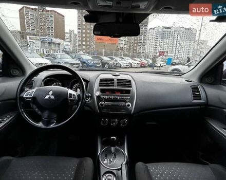 Сірий Міцубісі АСХ, об'ємом двигуна 2 л та пробігом 142 тис. км за 10990 $, фото 23 на Automoto.ua