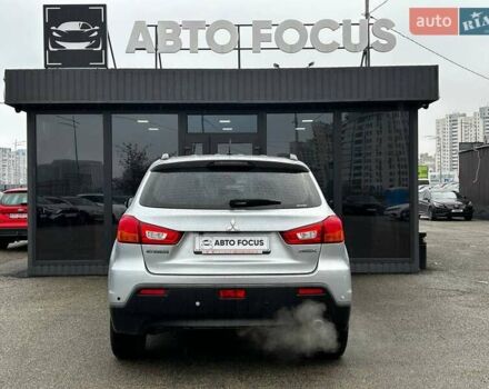 Сірий Міцубісі АСХ, об'ємом двигуна 2 л та пробігом 142 тис. км за 10990 $, фото 7 на Automoto.ua