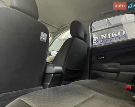 Серый Мицубиси АСХ, объемом двигателя 2 л и пробегом 261 тыс. км за 10000 $, фото 30 на Automoto.ua