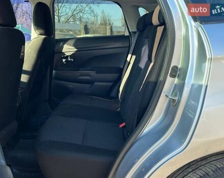 Серый Мицубиси АСХ, объемом двигателя 1.8 л и пробегом 279 тыс. км за 9700 $, фото 28 на Automoto.ua