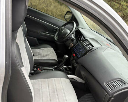 Серый Мицубиси АСХ, объемом двигателя 1.59 л и пробегом 149 тыс. км за 9200 $, фото 16 на Automoto.ua