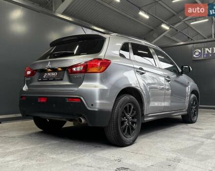 Серый Мицубиси АСХ, объемом двигателя 2 л и пробегом 261 тыс. км за 10000 $, фото 14 на Automoto.ua