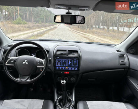 Серый Мицубиси АСХ, объемом двигателя 1.59 л и пробегом 149 тыс. км за 9200 $, фото 11 на Automoto.ua