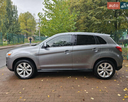 Мицубиси АСХ 2012 в Киеве на Automoto.ua Серый Мицубиси АСХ, объемом двигателя 2 л и пробегом 160 тыс. км за 10000 $, фото 6 на Automoto.ua