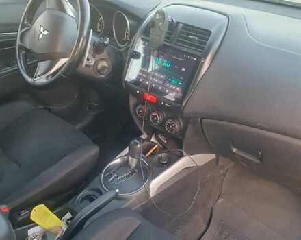 Серый Мицубиси АСХ, объемом двигателя 1.8 л и пробегом 242 тыс. км за 11000 $, фото 2 на Automoto.ua