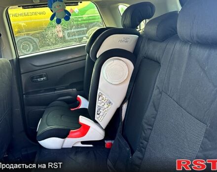 Серый Мицубиси АСХ, объемом двигателя 1.8 л и пробегом 290 тыс. км за 9500 $, фото 8 на Automoto.ua