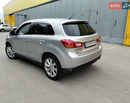 Серый Мицубиси АСХ, объемом двигателя 2 л и пробегом 220 тыс. км за 10000 $, фото 3 на Automoto.ua