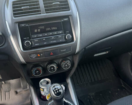 Серый Мицубиси АСХ, объемом двигателя 1.6 л и пробегом 271 тыс. км за 8200 $, фото 12 на Automoto.ua