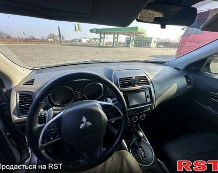 Серый Мицубиси АСХ, объемом двигателя 1.8 л и пробегом 290 тыс. км за 9500 $, фото 6 на Automoto.ua