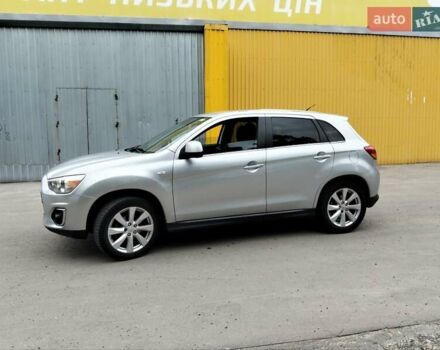 Серый Мицубиси АСХ, объемом двигателя 2 л и пробегом 220 тыс. км за 10000 $, фото 5 на Automoto.ua