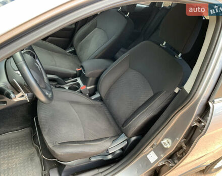 Серый Мицубиси АСХ, объемом двигателя 2 л и пробегом 132 тыс. км за 12500 $, фото 15 на Automoto.ua