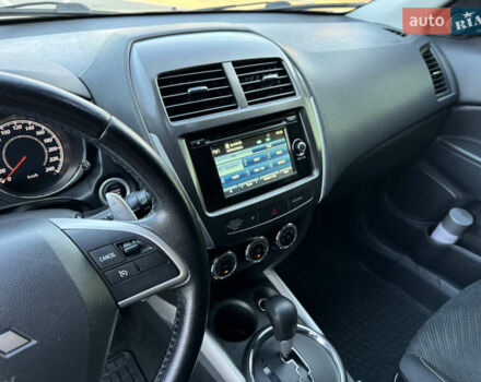 Серый Мицубиси АСХ, объемом двигателя 1.8 л и пробегом 135 тыс. км за 11900 $, фото 20 на Automoto.ua