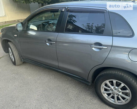 Серый Мицубиси АСХ, объемом двигателя 1.6 л и пробегом 271 тыс. км за 8200 $, фото 3 на Automoto.ua