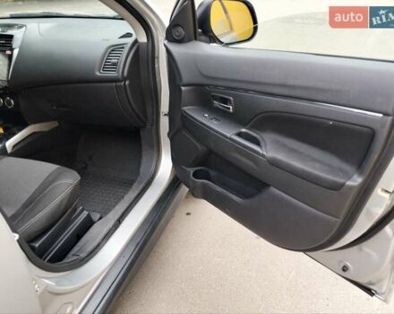 Серый Мицубиси АСХ, объемом двигателя 2 л и пробегом 220 тыс. км за 10000 $, фото 13 на Automoto.ua