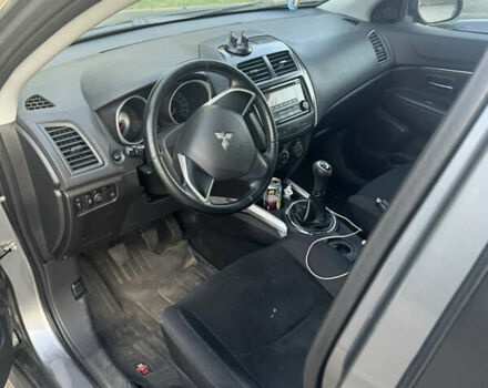 Серый Мицубиси АСХ, объемом двигателя 1.6 л и пробегом 271 тыс. км за 8200 $, фото 8 на Automoto.ua