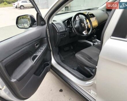 Серый Мицубиси АСХ, объемом двигателя 2 л и пробегом 220 тыс. км за 10000 $, фото 14 на Automoto.ua