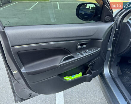 Серый Мицубиси АСХ, объемом двигателя 1.8 л и пробегом 135 тыс. км за 11900 $, фото 13 на Automoto.ua