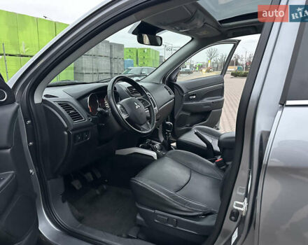 Серый Мицубиси АСХ, объемом двигателя 1.8 л и пробегом 215 тыс. км за 13800 $, фото 25 на Automoto.ua