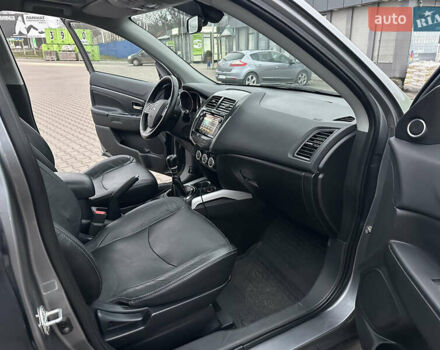 Серый Мицубиси АСХ, объемом двигателя 1.8 л и пробегом 215 тыс. км за 13800 $, фото 43 на Automoto.ua