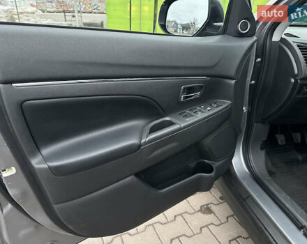 Серый Мицубиси АСХ, объемом двигателя 1.8 л и пробегом 215 тыс. км за 13800 $, фото 22 на Automoto.ua