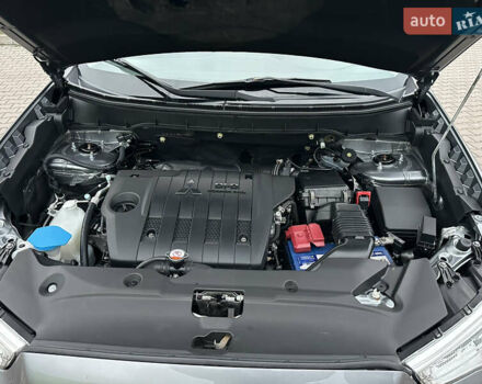 Серый Мицубиси АСХ, объемом двигателя 1.8 л и пробегом 215 тыс. км за 13800 $, фото 30 на Automoto.ua