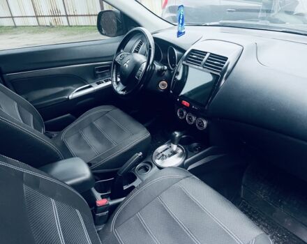 Серый Мицубиси АСХ, объемом двигателя 2 л и пробегом 103 тыс. км за 9999 $, фото 5 на Automoto.ua