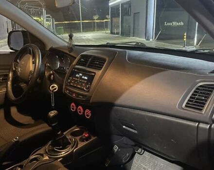 Серый Мицубиси АСХ, объемом двигателя 1.6 л и пробегом 205 тыс. км за 12899 $, фото 11 на Automoto.ua