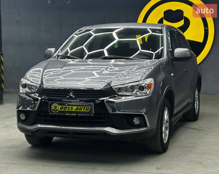 Серый Мицубиси АСХ, объемом двигателя 1.59 л и пробегом 66 тыс. км за 16300 $, фото 2 на Automoto.ua