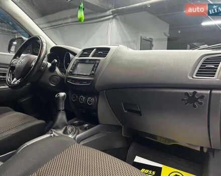 Серый Мицубиси АСХ, объемом двигателя 1.59 л и пробегом 66 тыс. км за 16300 $, фото 17 на Automoto.ua