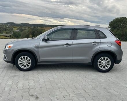 Серый Мицубиси АСХ, объемом двигателя 1.6 л и пробегом 66 тыс. км за 16800 $, фото 4 на Automoto.ua