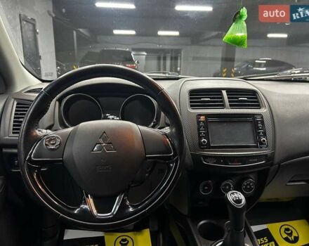 Серый Мицубиси АСХ, объемом двигателя 1.59 л и пробегом 66 тыс. км за 16300 $, фото 12 на Automoto.ua