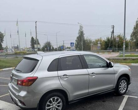 Мицубиси АСХ 2018 в Киеве на Automoto.ua Серый Мицубиси АСХ, объемом двигателя 1.59 л и пробегом 124 тыс. км за 12999 $, фото 7 на Automoto.ua