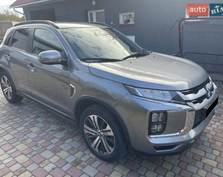 Мицубиси АСХ 2020 в Тернополе на Automoto.ua Серый Мицубиси АСХ, объемом двигателя 2 л и пробегом 45 тыс. км за 21000 $, фото 5 на Automoto.ua