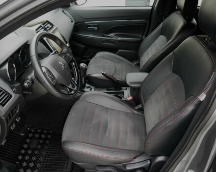 Серый Мицубиси АСХ, объемом двигателя 2 л и пробегом 25 тыс. км за 3400 $, фото 8 на Automoto.ua