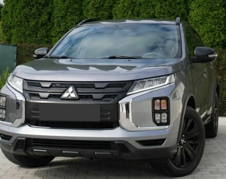 Серый Мицубиси АСХ, объемом двигателя 2 л и пробегом 25 тыс. км за 3400 $, фото 2 на Automoto.ua