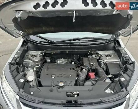 Серый Мицубиси АСХ, объемом двигателя 2 л и пробегом 56 тыс. км за 18500 $, фото 1 на Automoto.ua