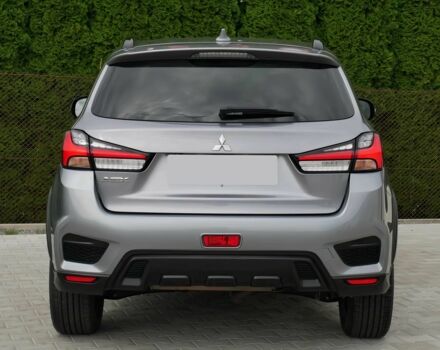 Серый Мицубиси АСХ, объемом двигателя 2 л и пробегом 25 тыс. км за 3400 $, фото 5 на Automoto.ua